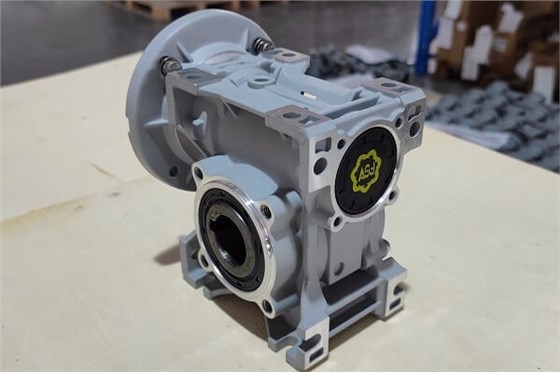 上海艾思捷推薦一款高溫熱環(huán)境減速電機 (3).jpg 上海艾思捷推薦一款高溫熱環(huán)境減速電機 (3).jpg